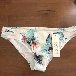 White roxy bikini bottoms